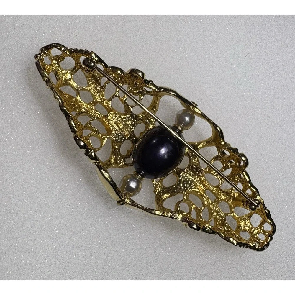 Vintage Napier 1980s Brooch Gold Filigree Faux Pearl Purple Cabochon Book Piece